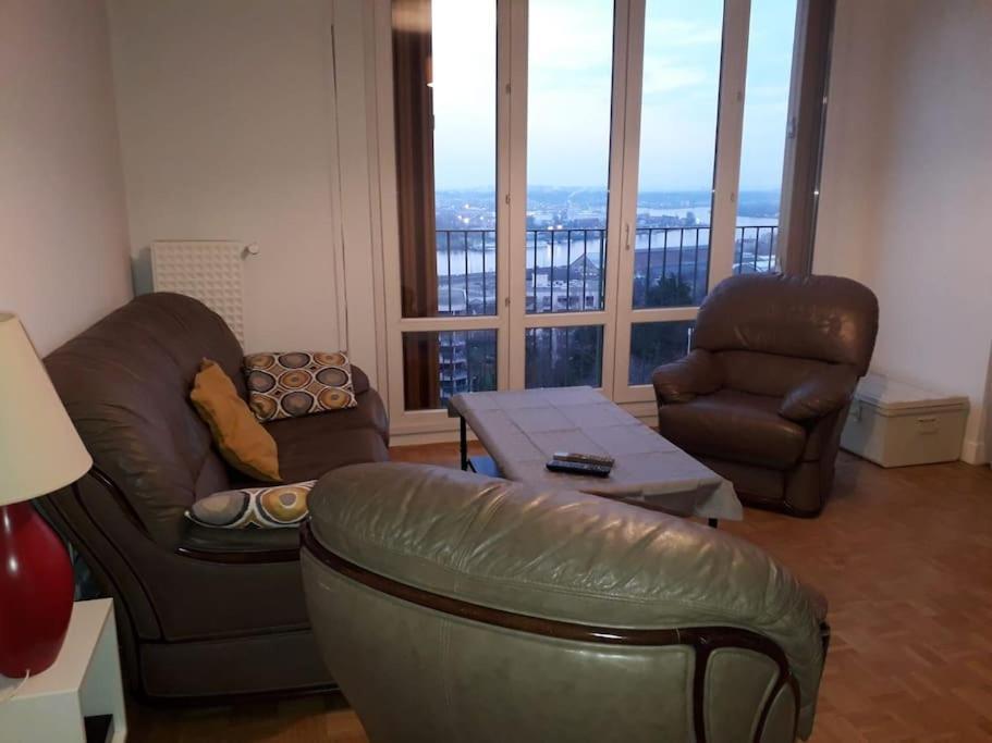 Ferienwohnung T4/5 Avec Vue Sur Les Alpes A 5 Minutes De Lyon La Mulatiere Exterior foto